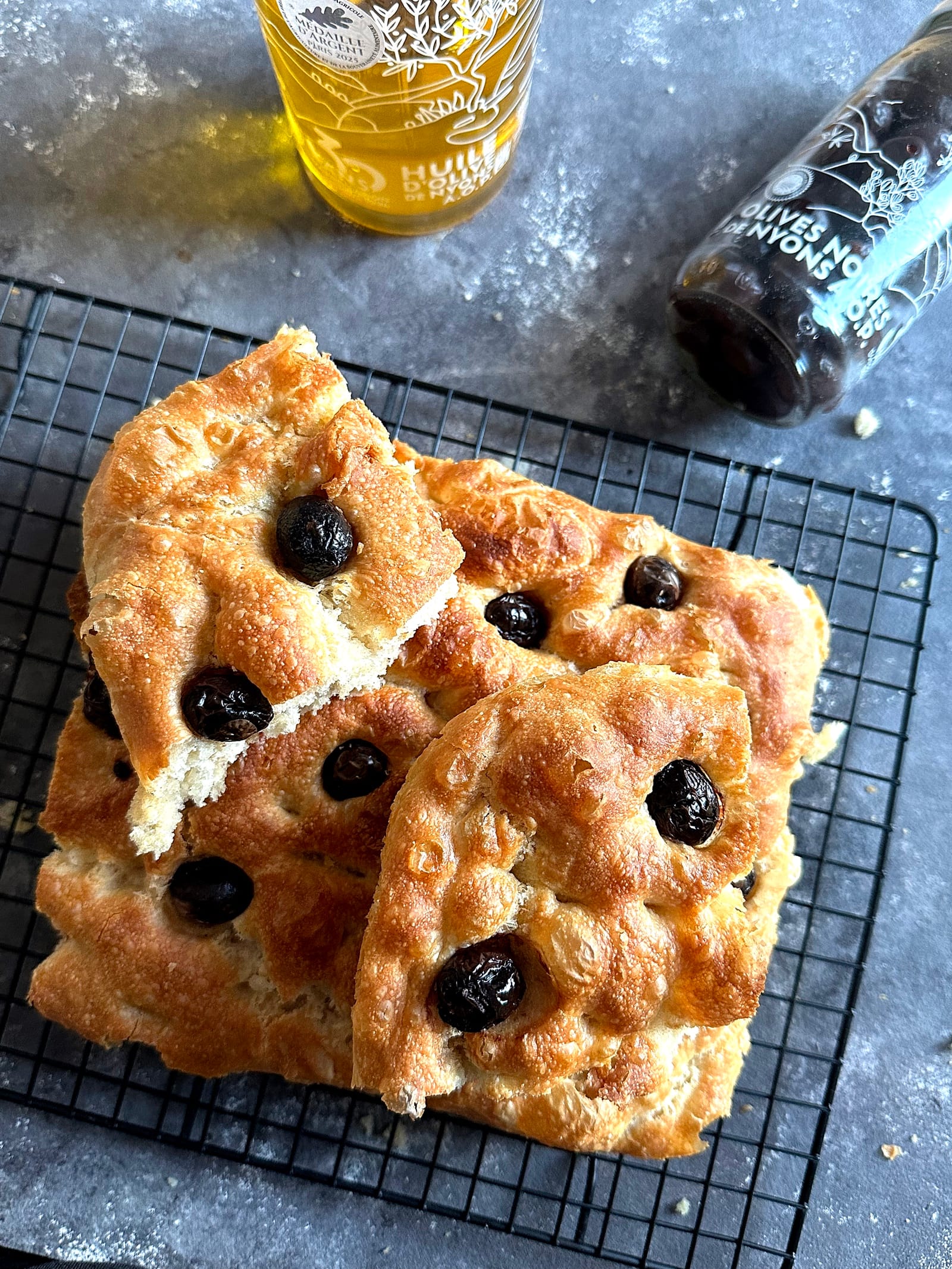 Focaccia aux olives de Nyons